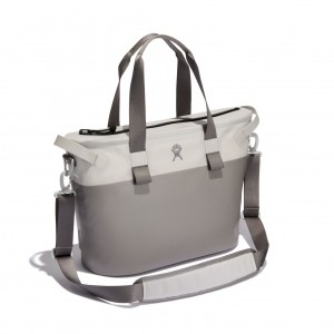 Hydro Flask 18 L Day Escape Tote Insulated Totes Peppercorn | DESN10728